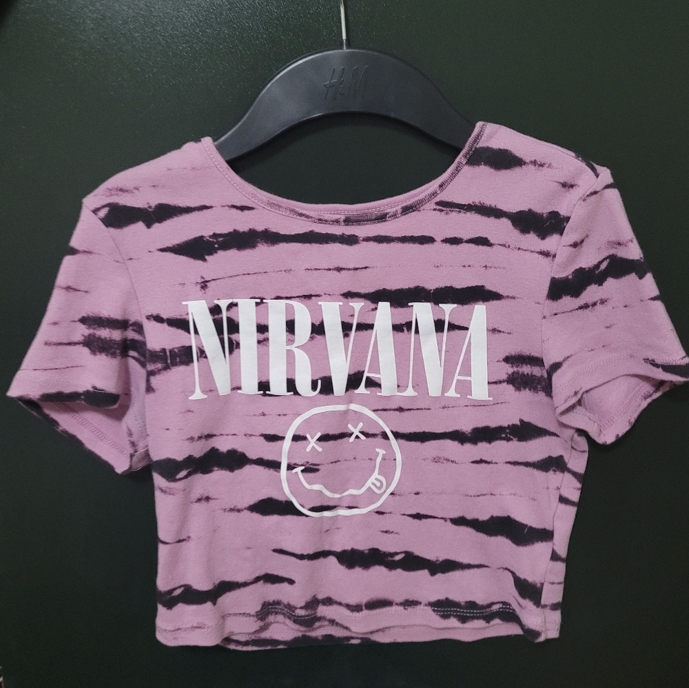 Woman's 'Nirvana' crop tee